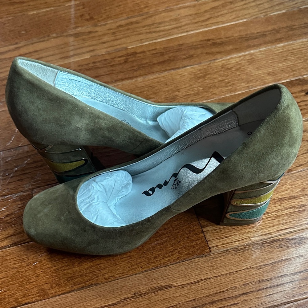 Lina Green Suede Heels with Multicolor Accent
